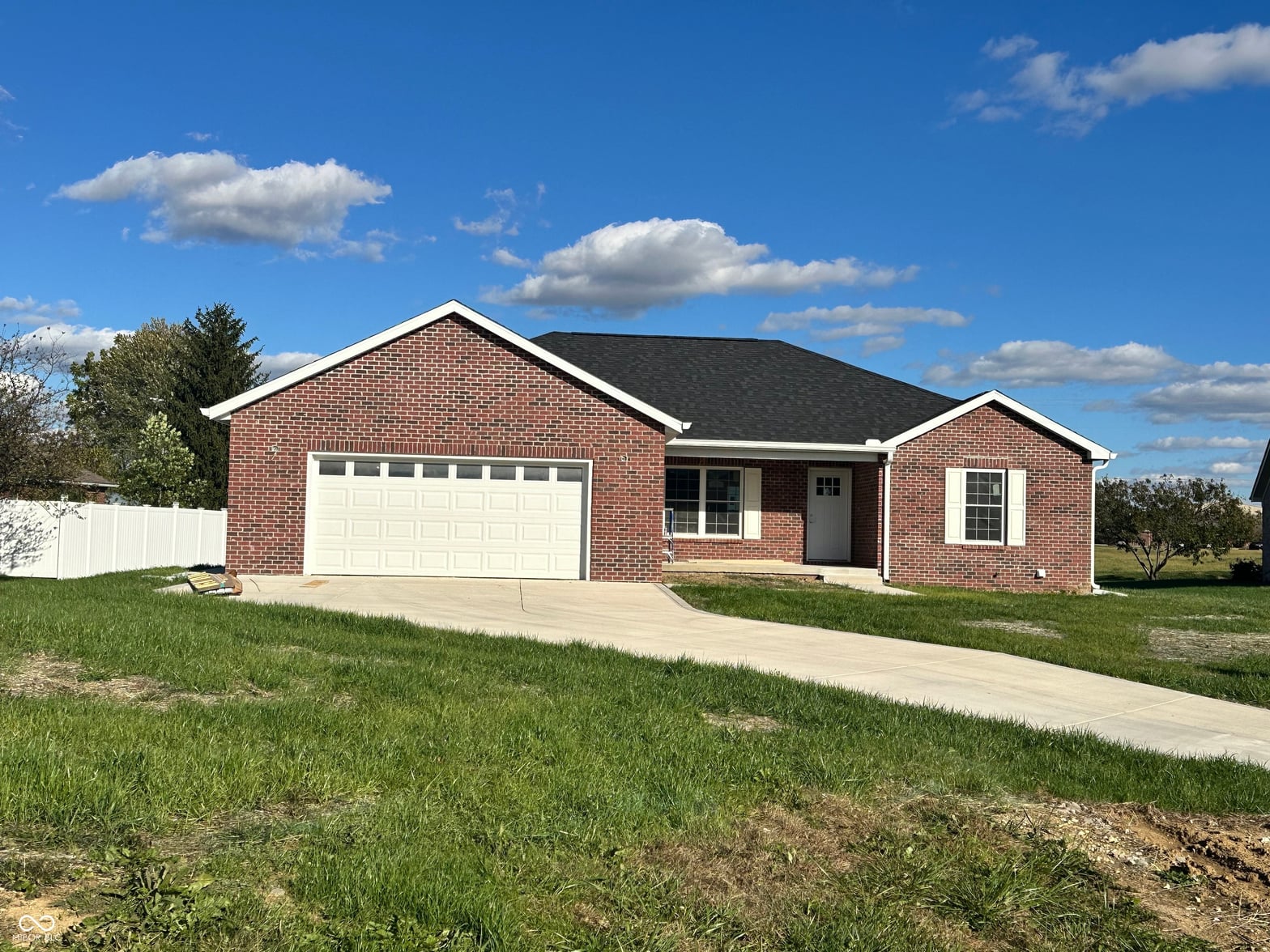 Photo of 1512 Hunters Drive, Greensburg, IN