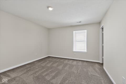 Photo of 230 Walker Drive, Whiteland, IN
