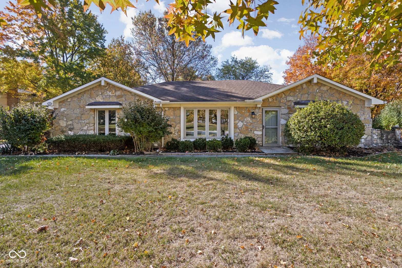 Front exterior at 13988 Adios Pass, Carmel, IN