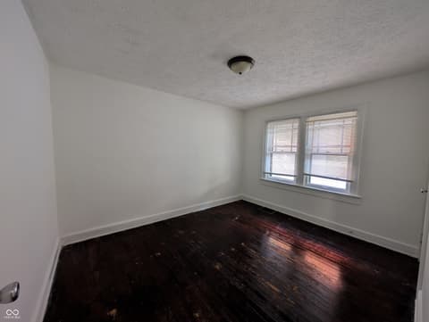 Photo of 925 N Chester Avenue, Indianapolis, IN