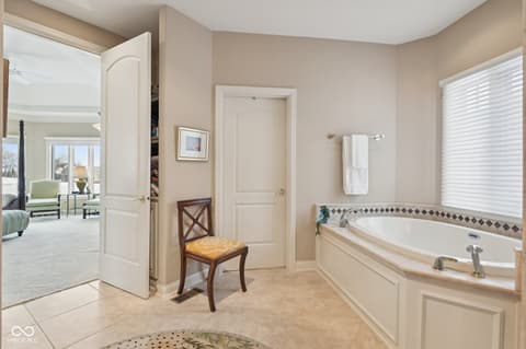 Photo of 11283 Park Meadows Court, Noblesville, IN