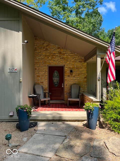 Photo of 1134 County Line Road, Batesville, IN