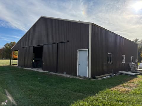 Out Buildings — 7710 E 720 S, Carbon, IN