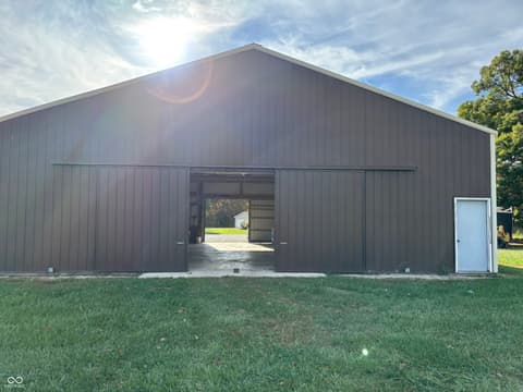 Out Buildings — 7710 E 720 S, Carbon, IN
