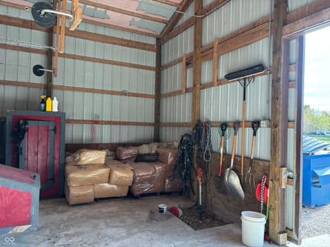 Barn — 7710 E 720 S, Carbon, IN