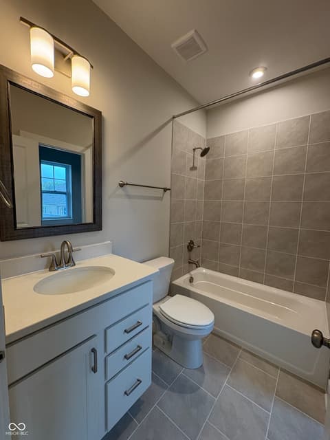 Photo of 15903 Bellows Avenue, Fishers, IN