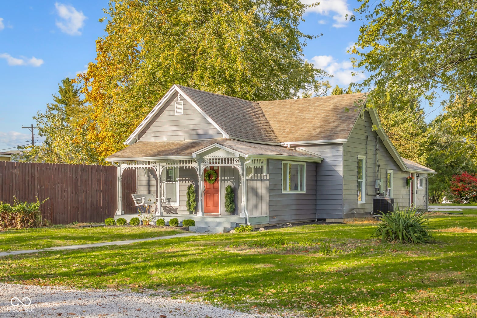 Photo of 201 Poplar Street, Elizabethtown, IN