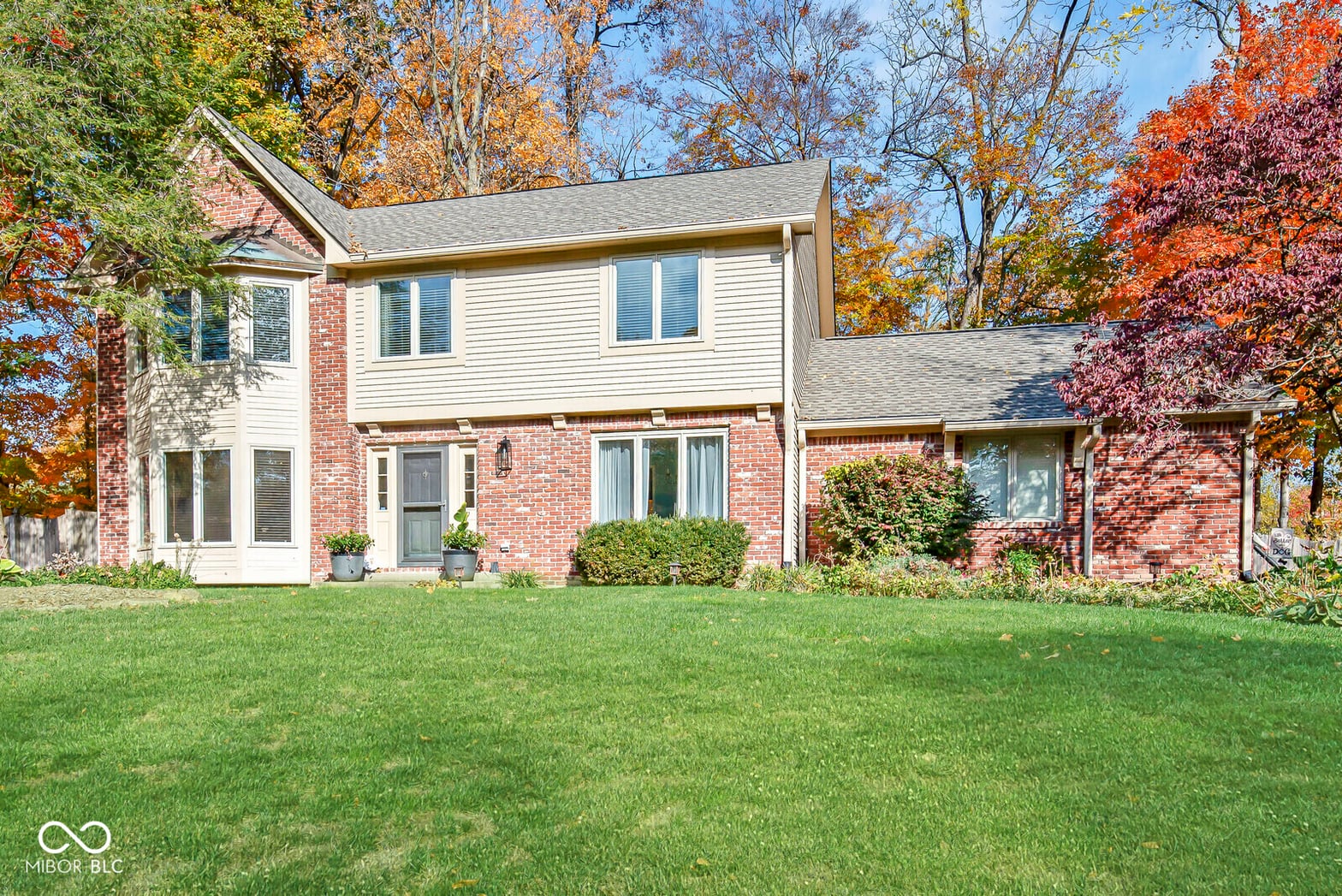 Photo of 102 Glasgow Lane, Noblesville, IN