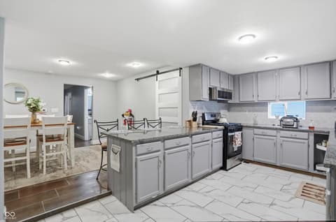 Photo of 29 E Palmer Street, Indianapolis, IN