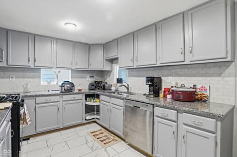 Photo of 29 E Palmer Street, Indianapolis, IN