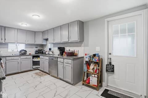 Photo of 29 E Palmer Street, Indianapolis, IN