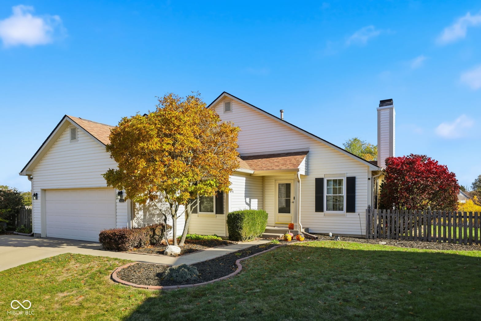 Photo of 2429 Lakeshore Court, Lebanon, IN