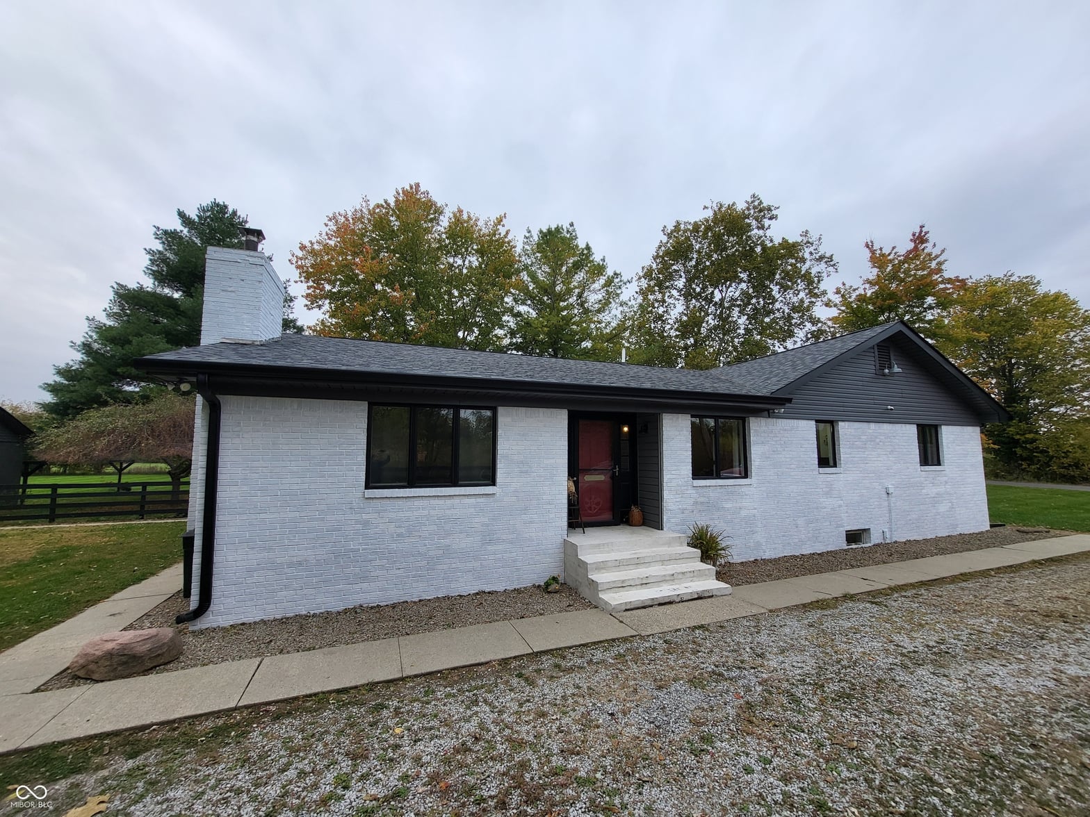 Photo of 6675 E 425 S, Waldron, IN