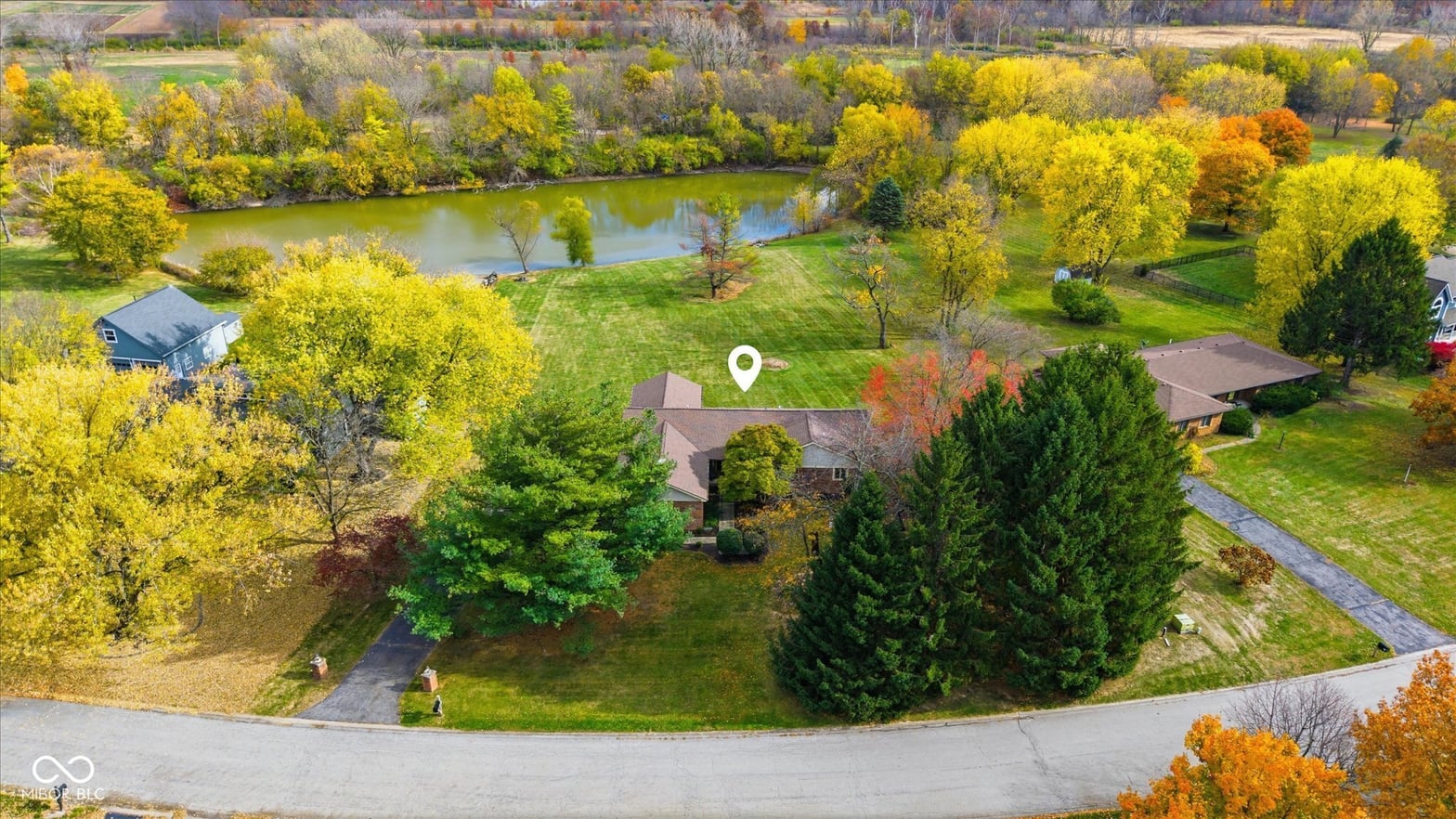 Photo of 222 Bays Drive, Noblesville, IN