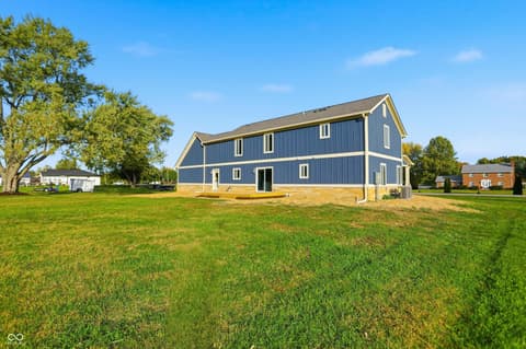 Photo of 731 W 600 N, Whiteland, IN