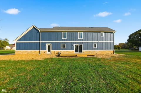 Photo of 731 W 600 N, Whiteland, IN