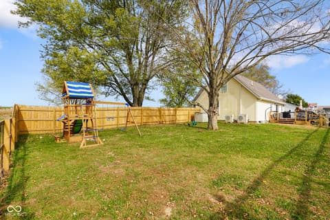Photo of 7783 W 700 S, Morgantown, IN