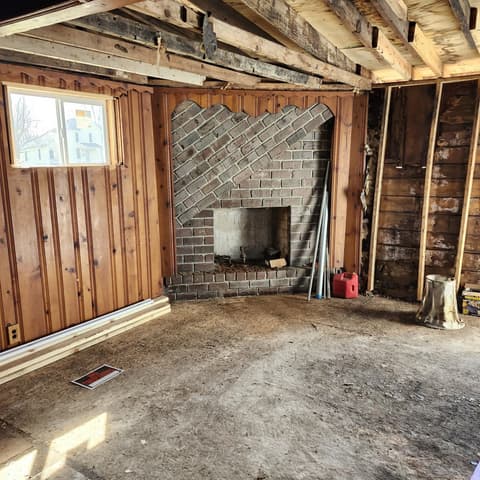 Living room at 321 S Madison Avenue, Anderson, IN