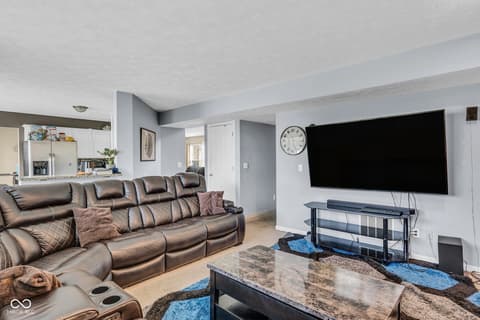 Photo of 8626 Golden Falls Circle, Avon, IN