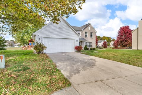 Photo of 8626 Golden Falls Circle, Avon, IN