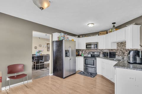 Photo of 8626 Golden Falls Circle, Avon, IN