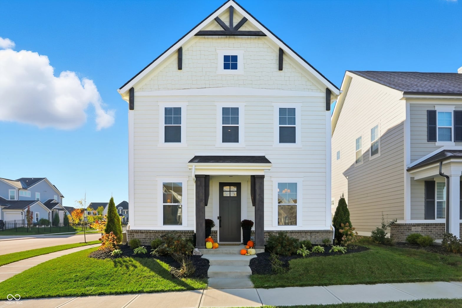 Front exterior at 1923 Ponsonby Drive, Westfield, IN