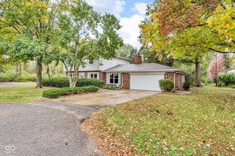 Photo of 1897 E Crystal Creek Drive, Terre Haute, IN