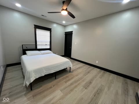 Photo of 221 S Harris Avenue, Indianapolis, IN