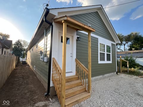 Photo of 221 S Harris Avenue, Indianapolis, IN