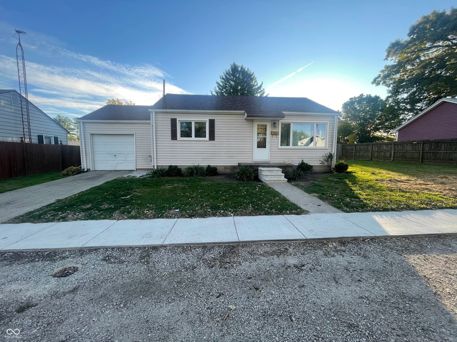 Front exterior at 303 Voorhees Street, Rockville, IN