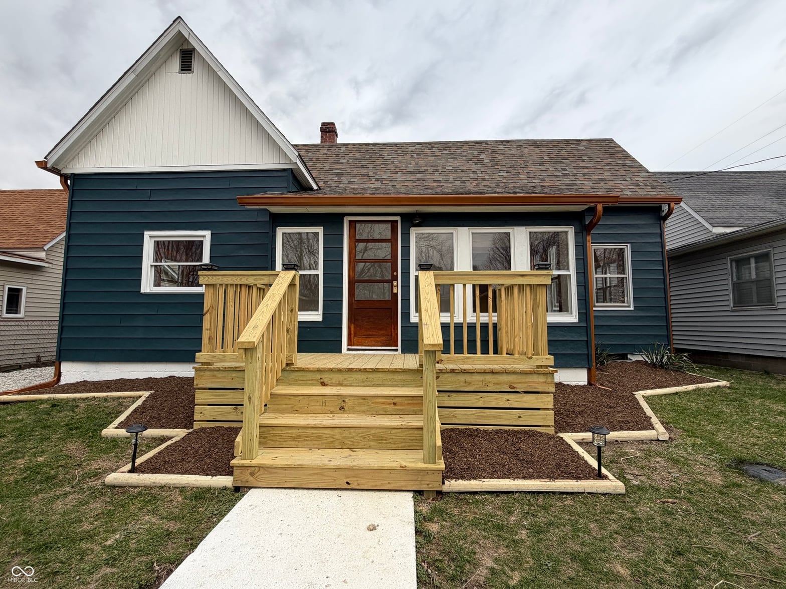 Photo of 10 W Washington Street, Roachdale, IN