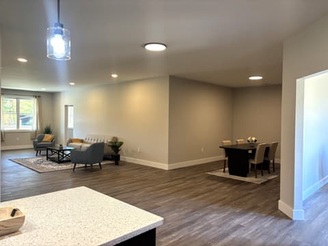 Living room at 710 White Oak Road, Spencer, IN