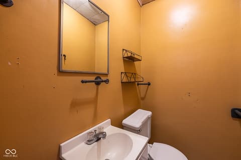 Photo of 8402 E County Rd 200 S, New Point, IN