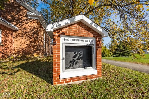 Photo of 8402 E County Rd 200 S, New Point, IN