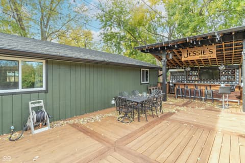 Outdoor living area at 7320 W 1150 S, Waveland, IN