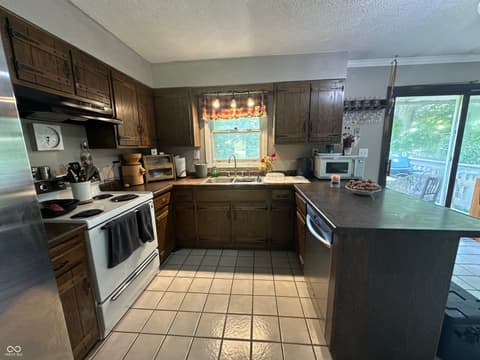 Photo of 1357 S Haslers Road, Bloomfield, IN