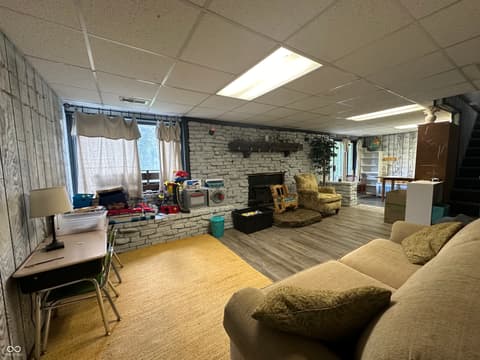 Photo of 1357 S Haslers Road, Bloomfield, IN