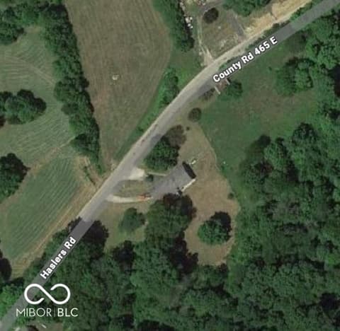 Photo of 1357 S Haslers Road, Bloomfield, IN