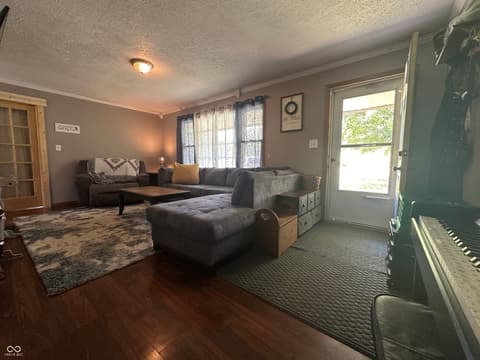 Photo of 1357 S Haslers Road, Bloomfield, IN