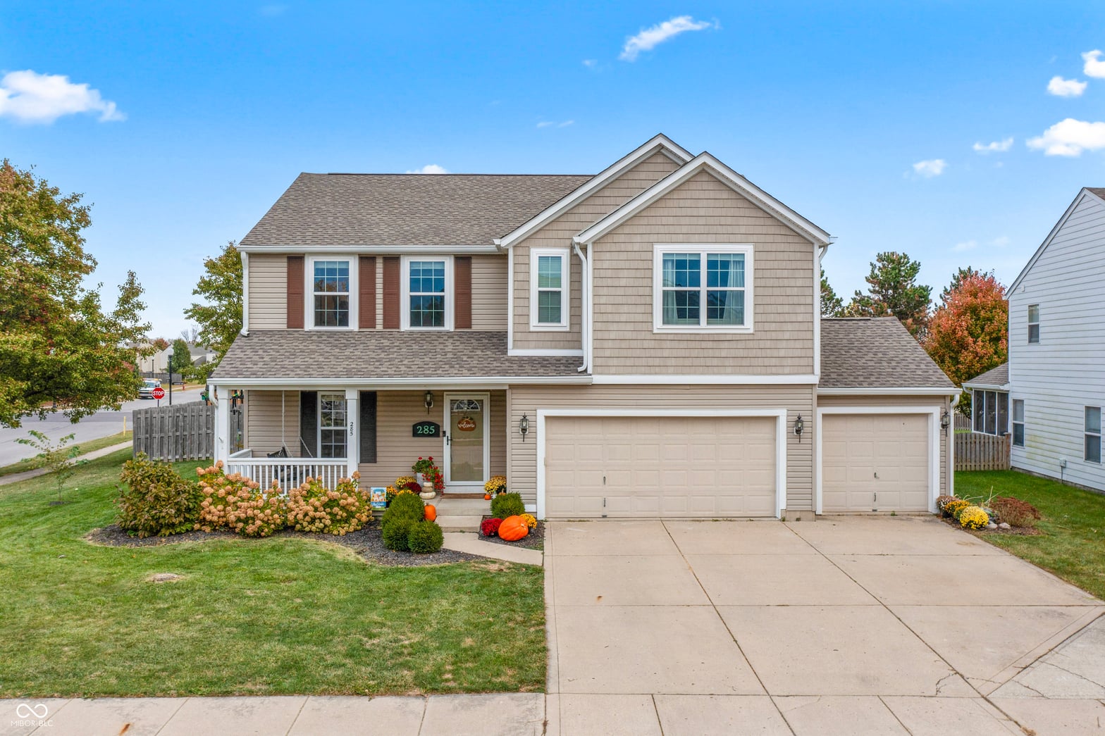 Photo of 285 Earl Park Way, Westfield, IN