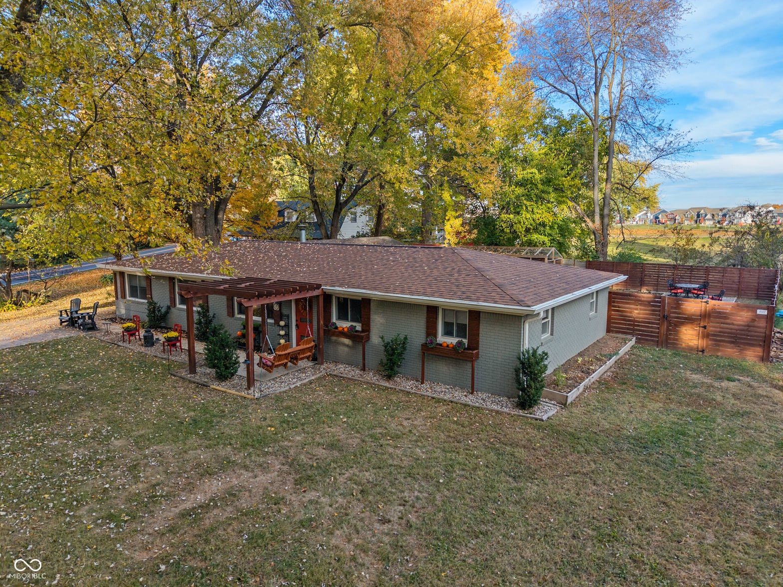 Photo of 17123 Little Eagle Creek Avenue, Westfield, IN