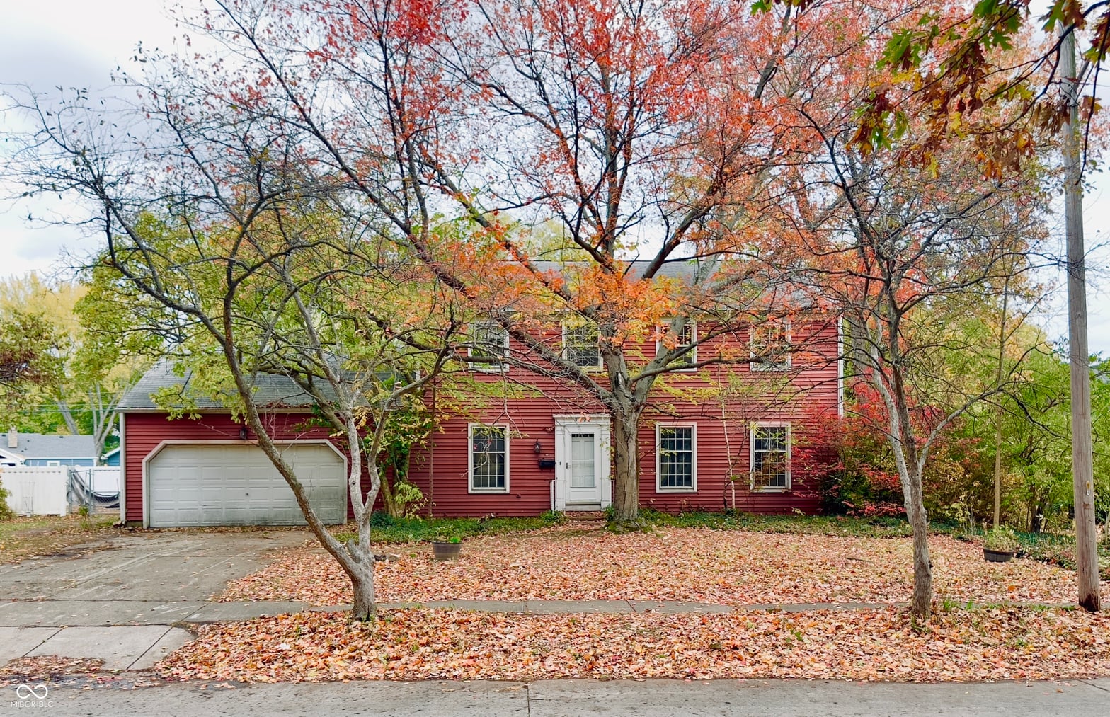 Front exterior at 3222 Rolston Street, Fort Wayne, IN