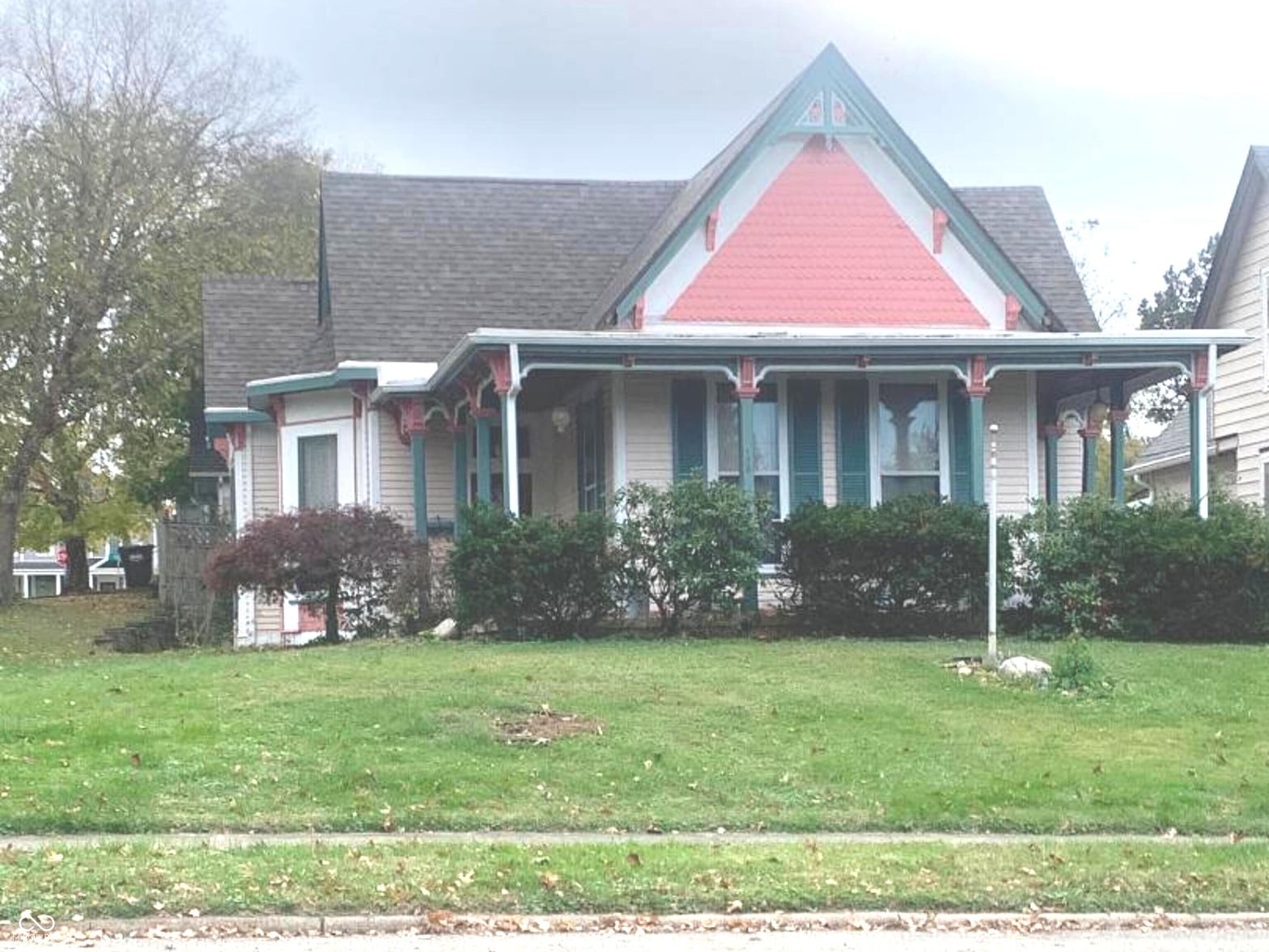 Front exterior at 123 S Jennings Street, North Vernon, IN