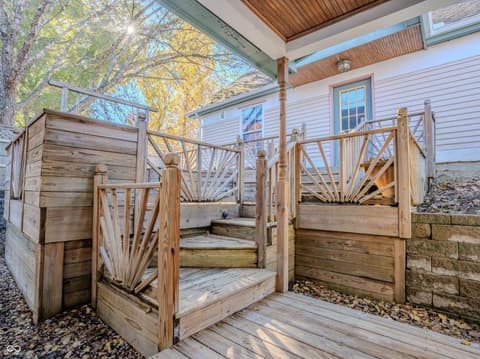 Outdoor living area at 123 S Jennings Street, North Vernon, IN