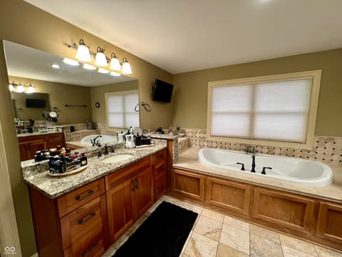 Photo of 6668 Silver Creek Drive, Indianapolis, IN