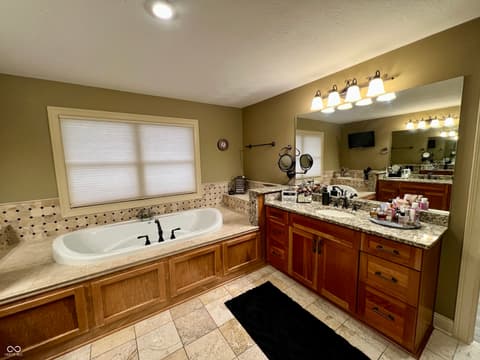 Photo of 6668 Silver Creek Drive, Indianapolis, IN