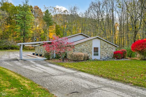Photo of 2123 Greasy Creek Road, Nashville, IN