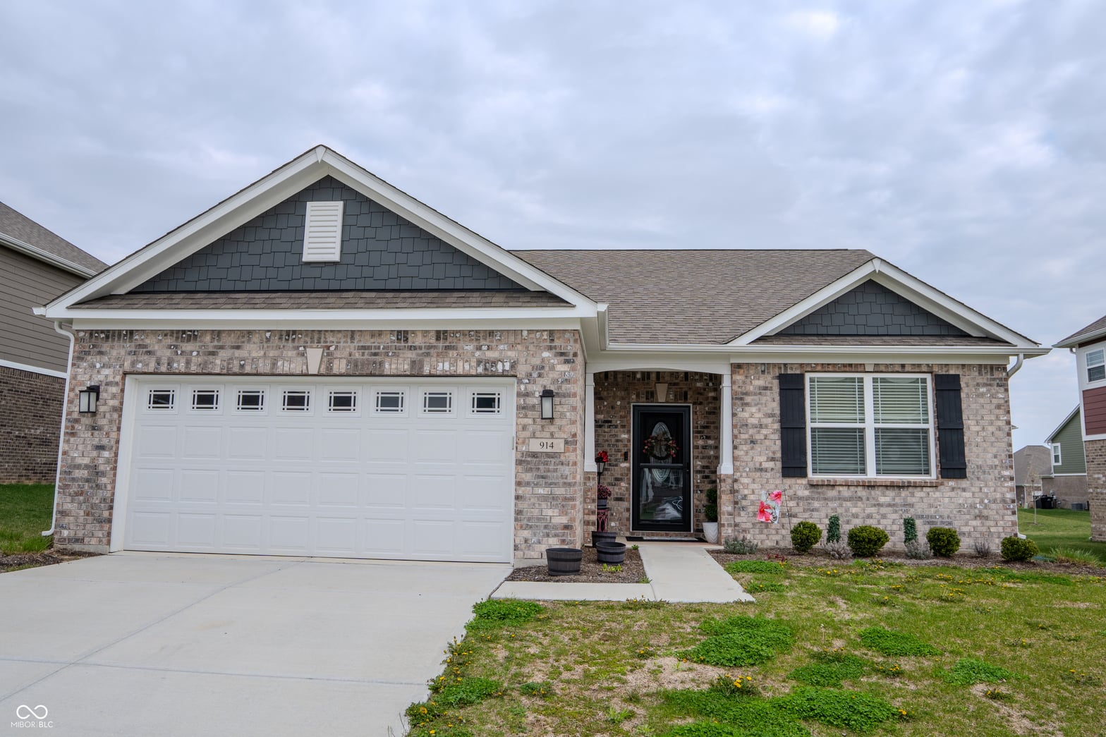 Photo of 914 Ridge Rock Lane, Bargersville, IN