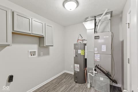 Photo of 10522 Hunters Crossing Boulevard, Indianapolis, IN