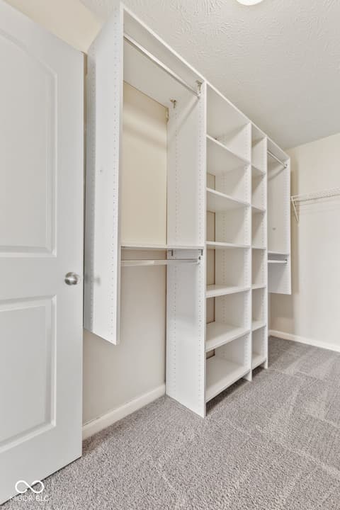 Photo of 10522 Hunters Crossing Boulevard, Indianapolis, IN
